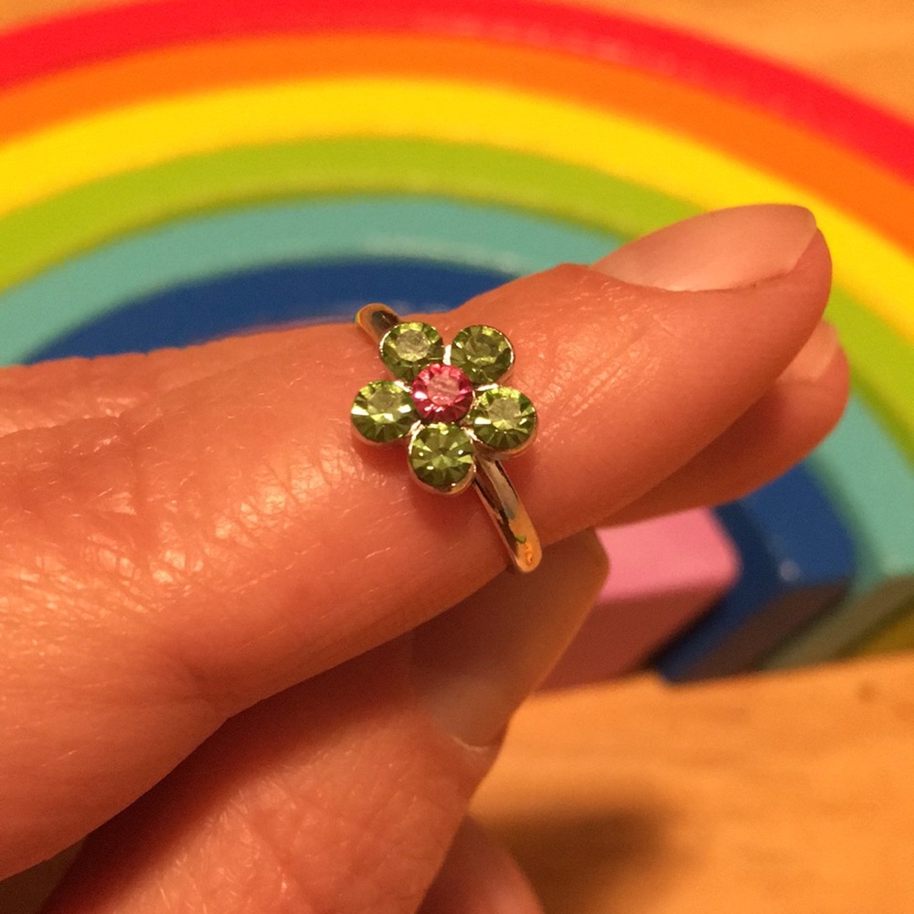 Austrian Crystal Daisy Ring Genuine Green Petals w/ Pink Center Cookie Lee - Picture 3 of 4